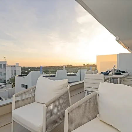 Le Mirage Lll Amazing Views
